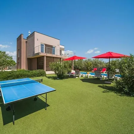 Stefanja Comfortable Villa *